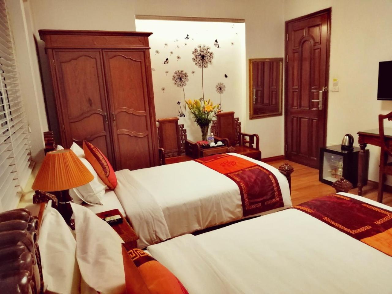 Phoenix Palace Hotel Hanoi & Spa Exterior photo